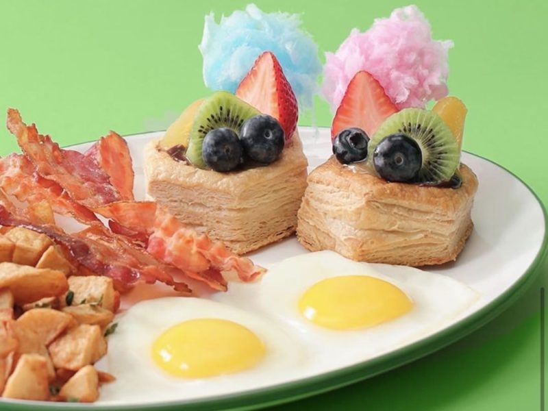 Coras