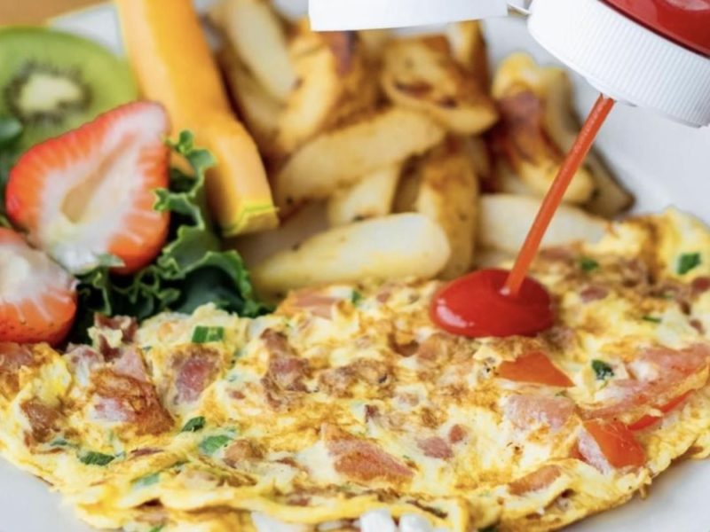 Coras