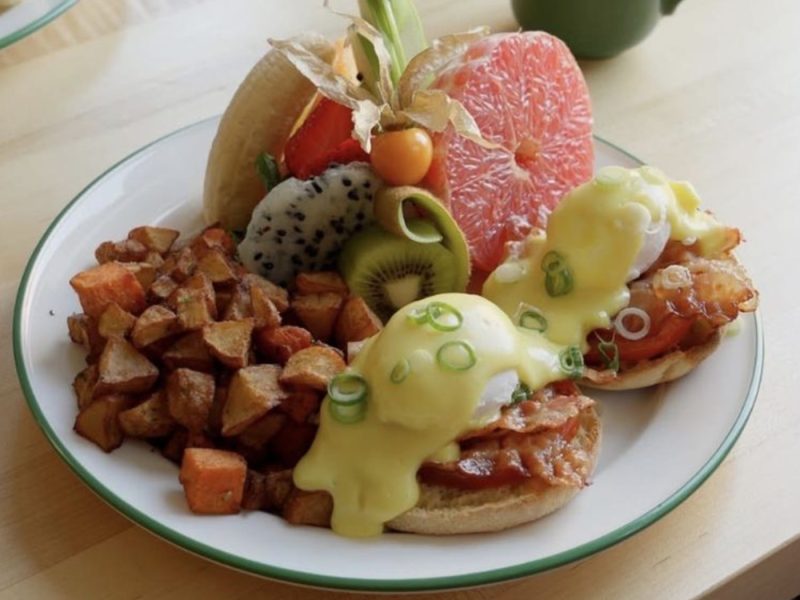 Coras